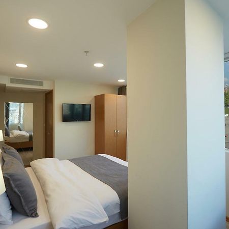 Kartal Palace Taksim Square FAMİLY HOTEL Istanbul Bagian luar foto