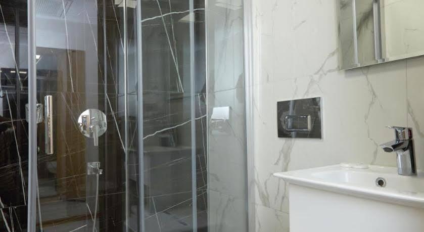 Kartal Palace Taksim Square FAMİLY HOTEL Istanbul Bagian luar foto